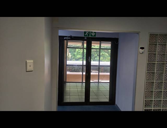 532M² BUSINESS TO LET IN BEREA WEST